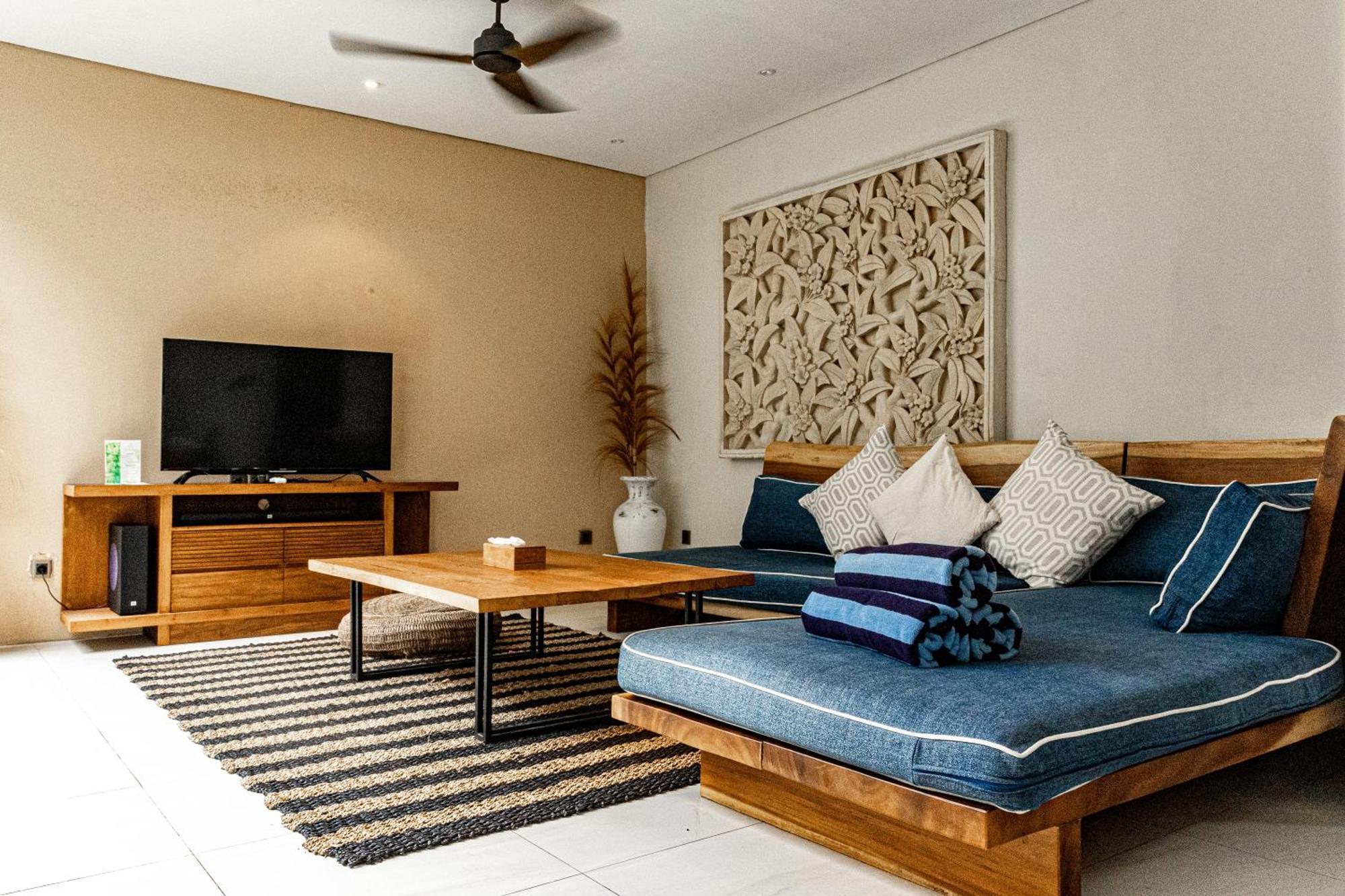 La Rose Villas And Suites Camp Canggu Extérieur photo