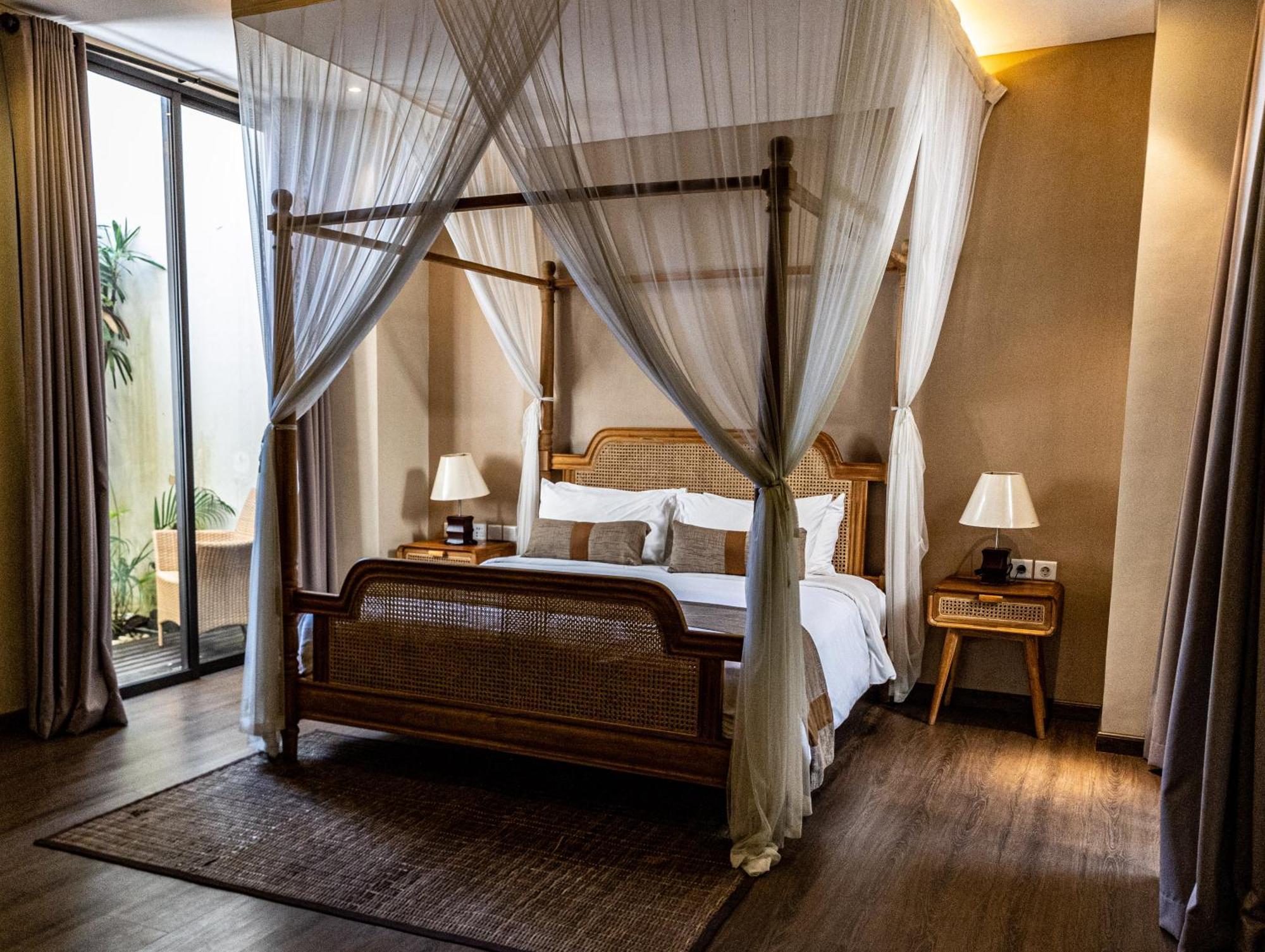 La Rose Villas And Suites Camp Canggu Extérieur photo